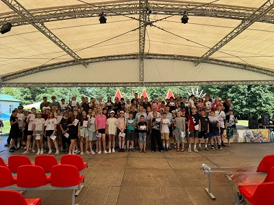 Отдыхающим лагеря имени Лизы Чайкиной напомнили о правилах безопасного поведения вблизи железной дороги