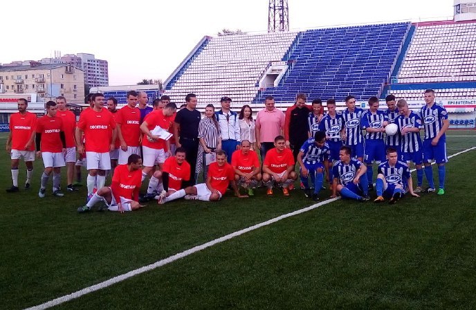 Сборная молодых специалистов «Молот» провела товарищеский матч с футболистами «Сокола»