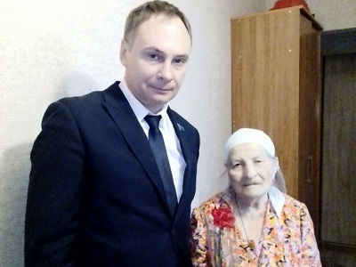 75 лет Победы. За отвагу и доблестный труд награждена медалью жительница Татищевского района Раиса Николаевна Ульянова