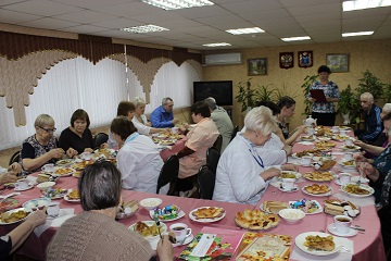 В Энгельсском доме-интернате чествовали ровесников Губернии
