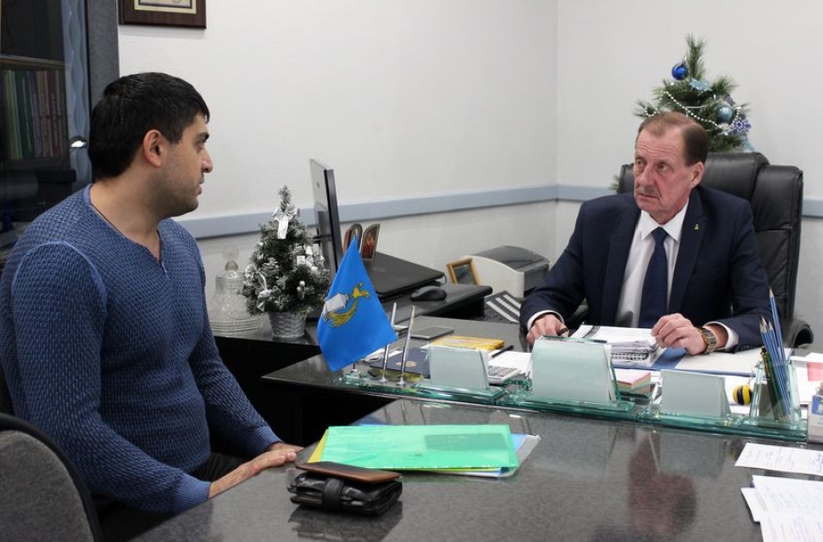 Глава Татищевского района обсудил создание молодежной администрации