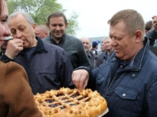 Валерий Радаев и Николай Панков открыли новый беговой сезон