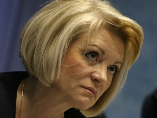 Министру написали о распределении компенсаций и об интерактивной доске. на которую родители собрали по 3000 рублей