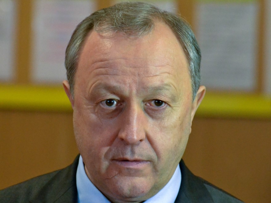 Валерию Радаеву пожаловались на требование демонтировать еще не достроенное кафе