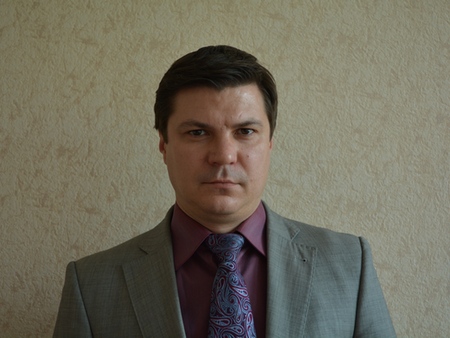 СМИ: Члены семьи депутата Алексея Сергеева заподозрены в необоснованном обогащении за счет обманутых дольщиков