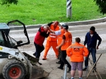 В Саратове коммунальщики МУП «Городские дороги плюс» подрались перед приездом губернатора ВИДЕО