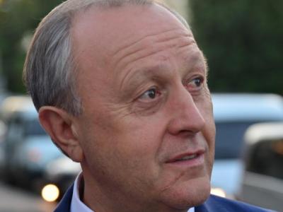 Губернатору написали о ручьях воды во дворах и пожаловались на отсутствие отопления 