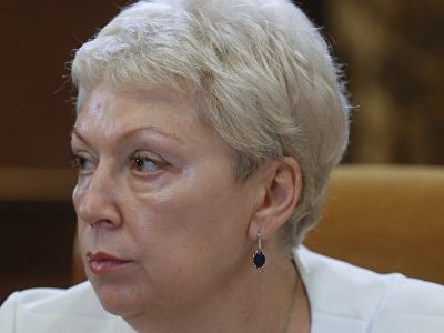 Минобрнауки само установит цены на платные услуги в вузах  