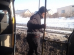 Очевидец: В Саратове у маршрутки на полном ходу отвалилась дверь