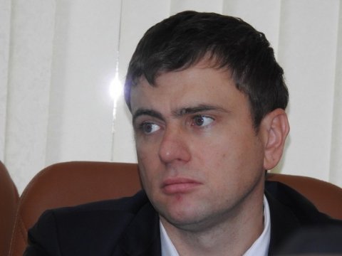 Замминистра строительства отказался назвать виновных в срыве программы капремонта