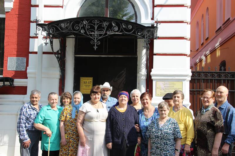 Проживающие Балашовского дома-интерната для престарелых и инвалидов совершили экскурсию