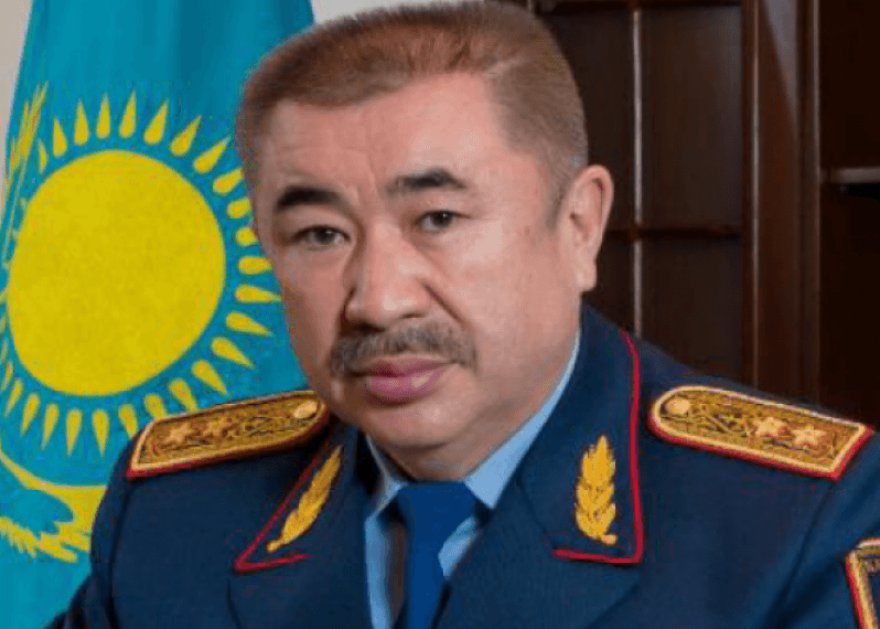 Глава МВД Казахстана рассказал, будут ли экстрадировать россиян, подлежащих призыву, а президент республики сообщил, станут ли им помогать