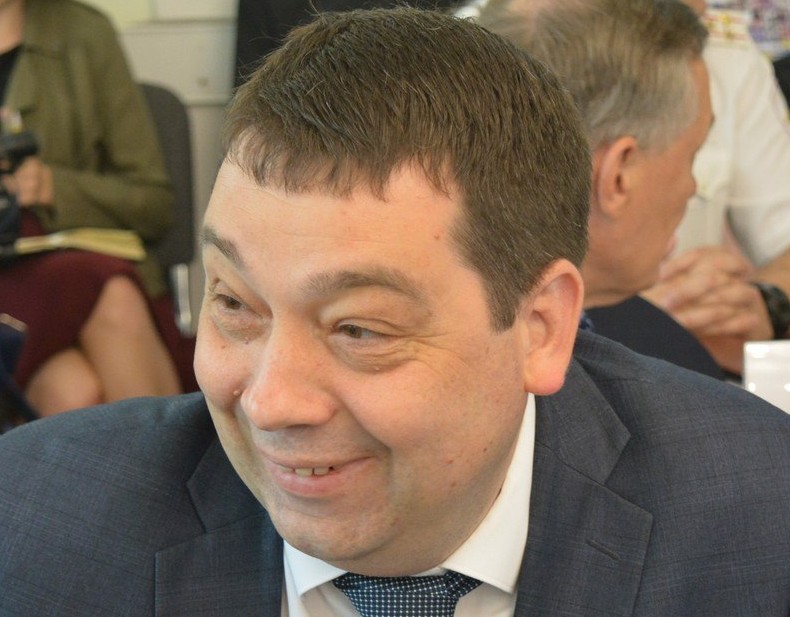 В скандальном сквере на Прессовой, с благоустройства которого перекинули деньги, собираются сделать видеонаблюдение