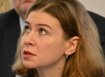 Неприкасаемая? Почему следствие и надзор не просят отстранить главу КУИ Саратова