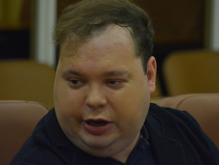 Градозащитник Лешуков призвал в полном составе уволить Фонд капремонта