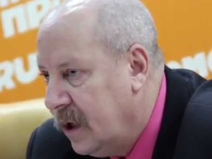 «Ни одного врача, зато машинистов — море»: депутат рассказал об острой кадровой проблеме в регионе и причинах неподчинения народа