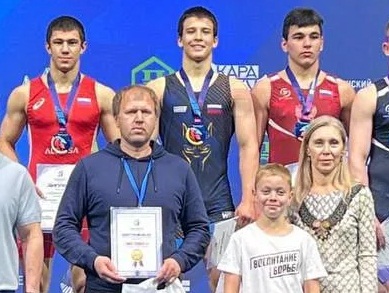 Саратовец стал сильнейшим на международном турнире по греко-римской борьбе