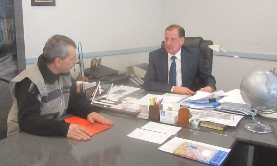 Павел Сурков провел встречу с жителями 