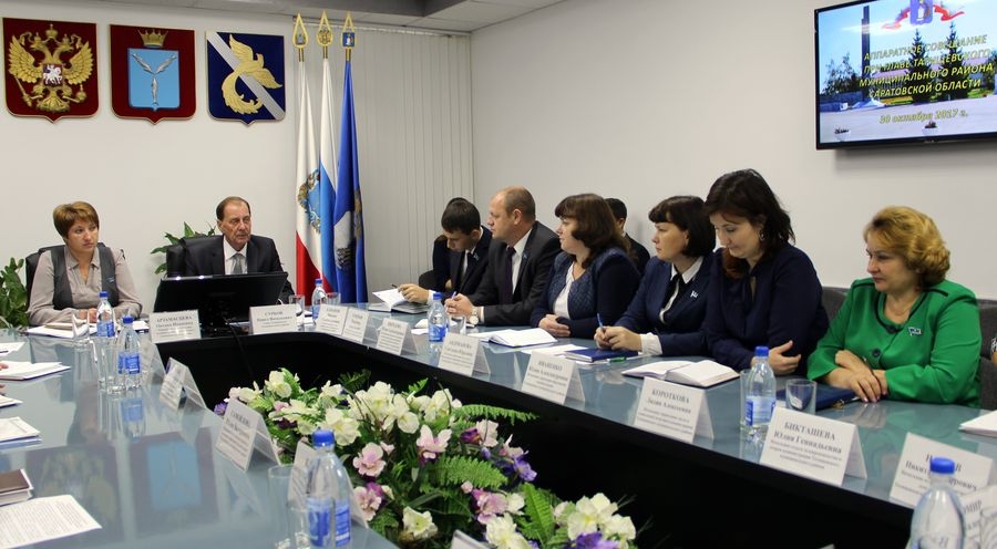 На совещании при главе администрации Татищевского района обсудили границы и территориальное межевание
