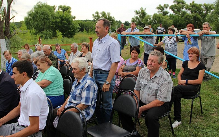 Павел Сурков встретился с жителями Кологривовки