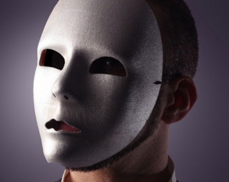 Саратовская прокуратура не назвала подозреваемых в мошенничестве при капремонте