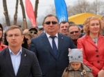 Над Гагаринским полем пролетела пилотажная группа 