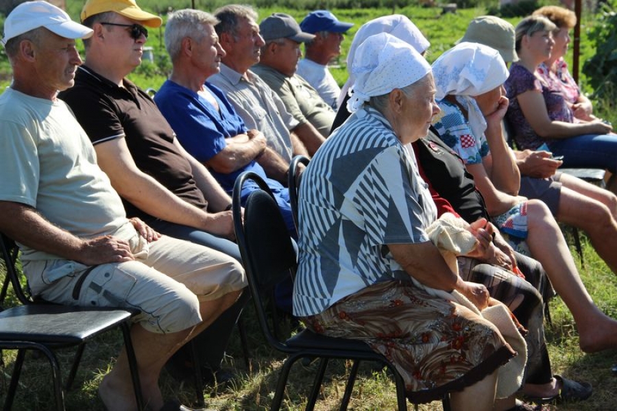 Павел Сурков встретился с жителями села Новополье