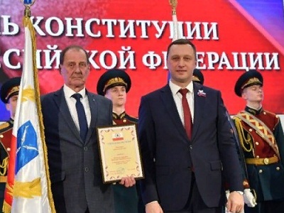 Штандарт губернатора – в Татищевском районе