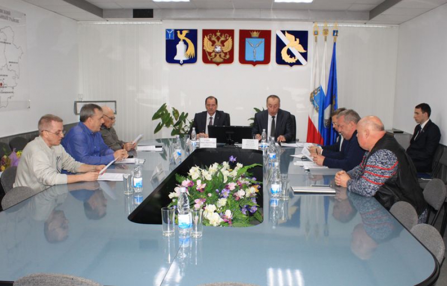 Депутаты внесли изменения в местный бюджет Татищевского МО