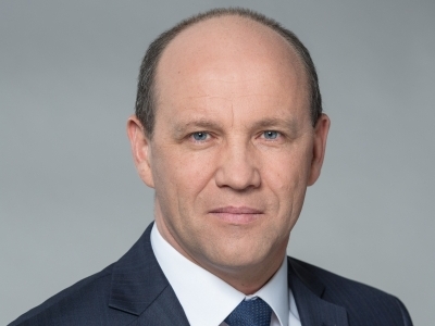 В новом аэропорту Саратова возводят каркас пассажирского терминала