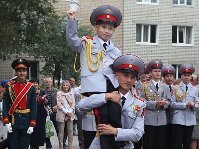 Саратовская таможня: кадеты таможенного класса приступили к занятиям