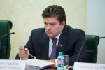 Николай Журавлев внес законопроект, повышающий пороговую сумму обмена валюты без идентификации клиента