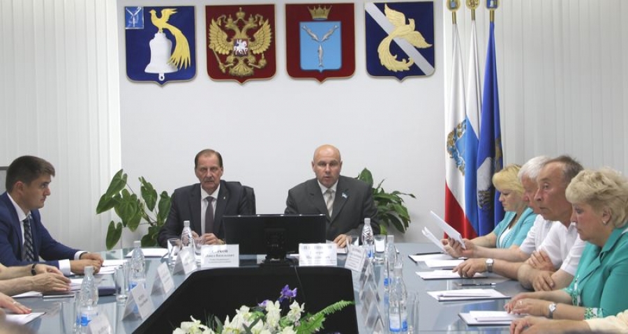 В Татищеве состоялось заседание муниципального Собрания 