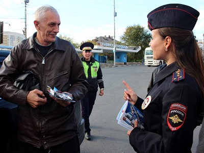 Сотрудниками ГИБДД по Саратовской области проведен ряд мероприятий, посвященных «Дню автомобилиста»