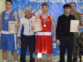 Двое саратовских боксеров выиграли отбор на первенство России