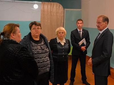 Глава Татищевского района Павел Сурков посетил с инспекционной поездкой Садовское МО 