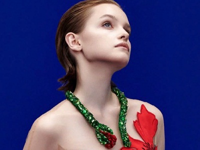 Саратовчанка показала «маковую» коллекцию одежды звездам российского шоу-бизнеса