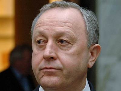 Врио губернатора попросили решить вопрос с подачей горячей воды в дом, где живут 