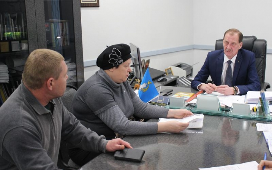 За решением проблем к Павлу Суркову обратились четыре человека