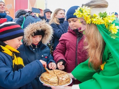 На Масленицу в Татищеве для гостей и жителей области развернули настоящую ярмарку 