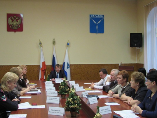 Александр Поимцев поручил усилить меры по обеспечению антитеррористической защищенности объектов в предпраздничные и праздничные дни