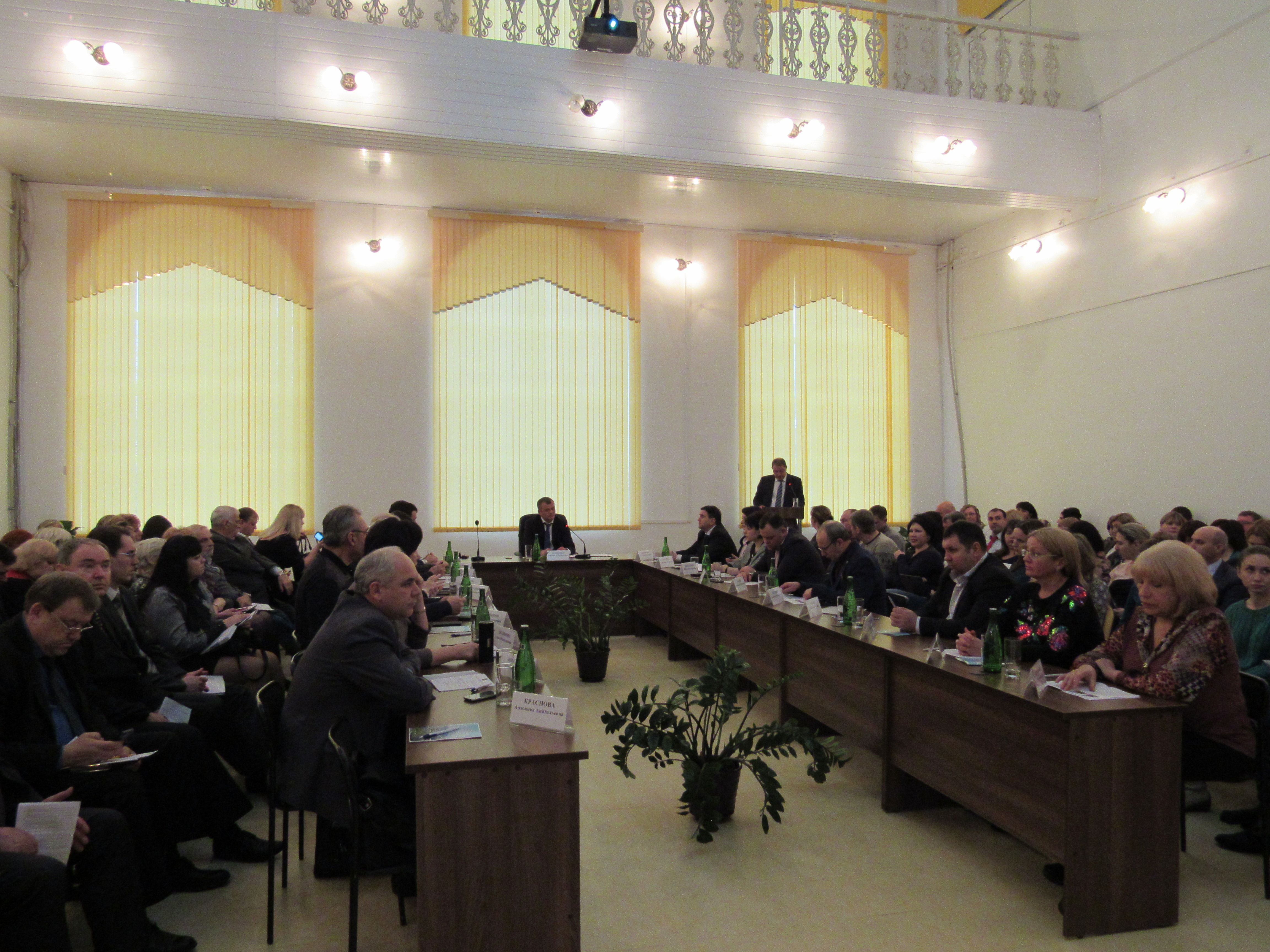 Администрация Октябрьского района подвела итоги социально-экономического развития за 2015 год и определилась с задачами на 2016 год.