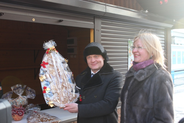 Глава района рекомендует жителям города посетить новогоднюю ярмарку в Горпарке