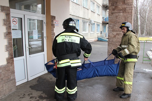 В Балашовском доме-интернате для престарелых и инвалидов прошли учения по пожарной безопасности