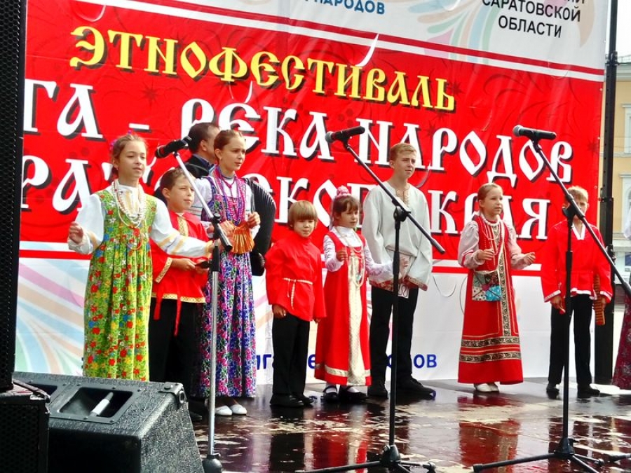 Татищевский район представили на областном этнофестивале