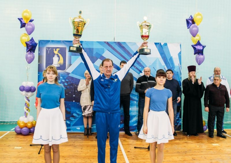 В Татищево стартовал турнир по волейболу на Кубок главы района