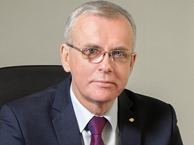 И.о ректора СГТУ Олег Афонин отмечает юбилей