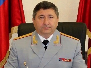 Больше 10 тысяч пар погонов, костюм для танкистов, папахи и многое другое: саратовский институт Росгвардии распродает форму