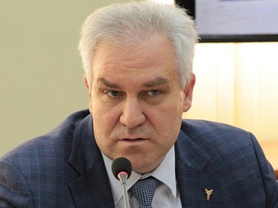 Член ОП усомнился в полезности главы Торгово-промышленной палаты Антонова  