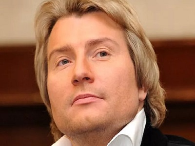 Только 12% россиян собираются смотреть новогодние огоньки по телевизору